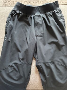 Under Armour dark grey pants